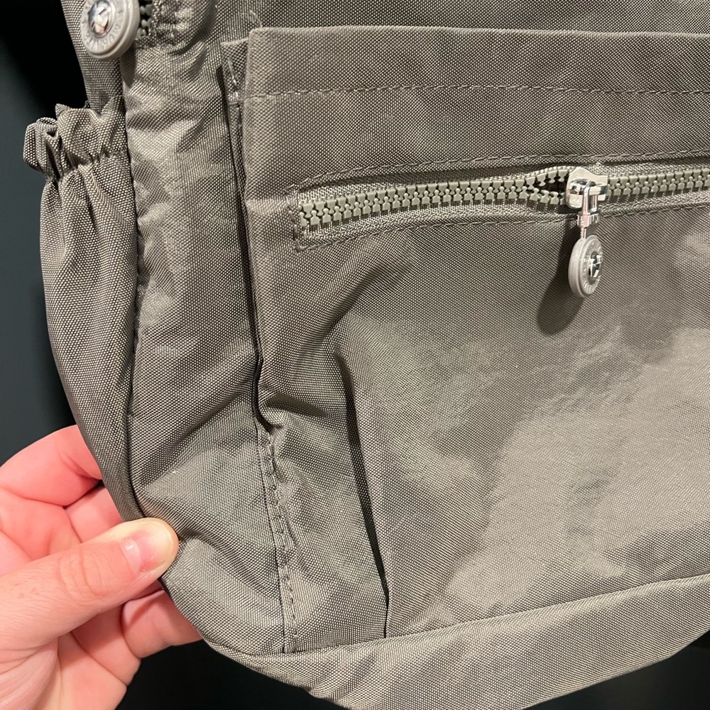 Small backpack - Picture 4 of 4